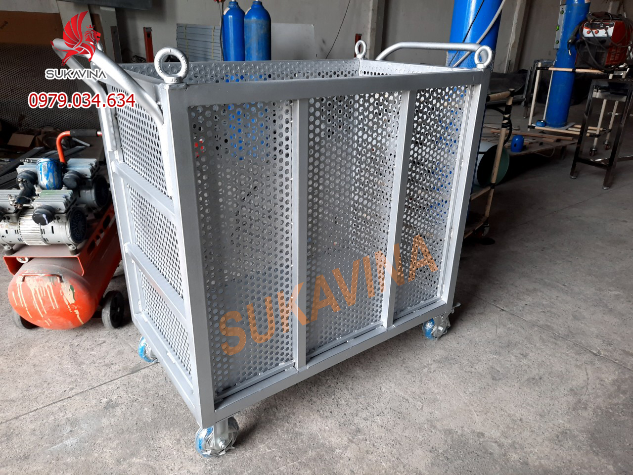 xeTro;;eySuKa.jpg (727 KB)